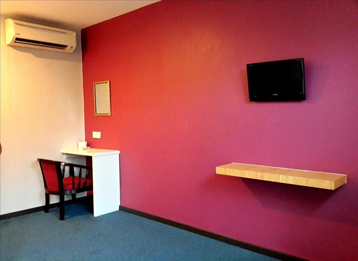 Lucky 11 Hotel Kuala Lumpur Room photo
